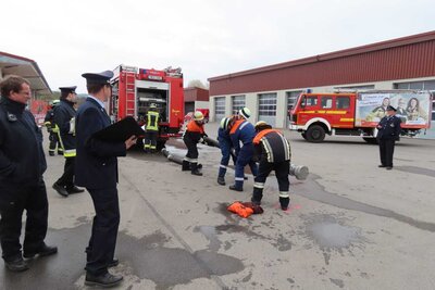 Foto des Albums: Leistungsprüfung