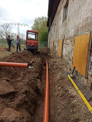 komplette Dachentw&auml;sserung neu eingebunden 