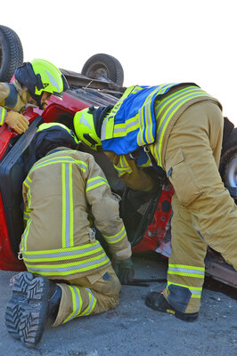 Foto des Albums: Übung Technische Hilfeleistung Verkehrsunfall