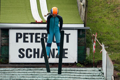 Foto des Albums: Baumblütenspringen 2023