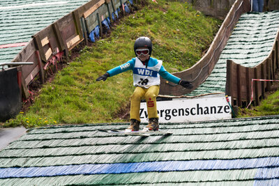 Foto des Albums: Baumblütenspringen 2023