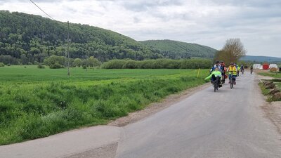auf dem Weg nach Ellingshausen  (Bild vergr&ouml;&szlig;ern)