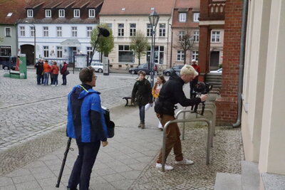 Foto des Albums: Filmdreh für Grundschulfilm zu den Aufgaben einer Kommune im Rathaus (02.05.2023)