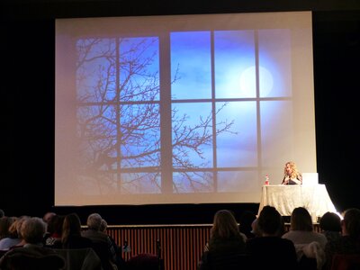 Lesung mit Kinofeeling mit Bestsellerautorin Maria Nikolai: "T&ouml;chter des Gl&uuml;cks" 