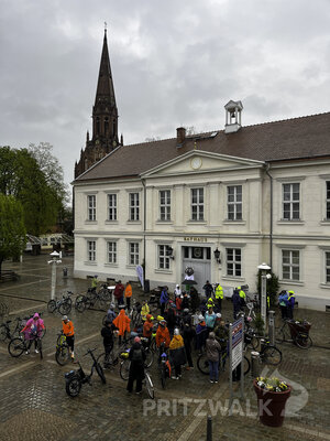 Foto des Albums: Anradeln 2023: Regen und Kälte getrotzt