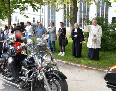 Foto des Albums: Motorradsegnung 2023
