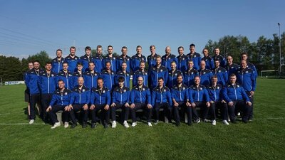 Trainingsanz&uuml;ge alle  (Bild vergr&ouml;&szlig;ern)