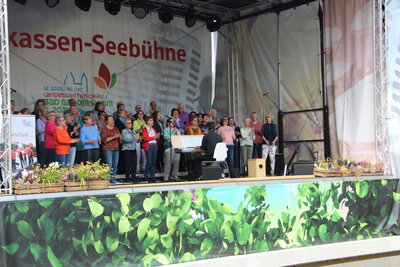 Bild 10 von 12  (Bild vergr&ouml;&szlig;ern)