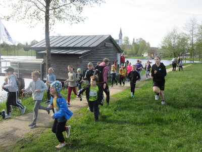 Foto des Albums: Kinder laufen für Kinder (19. 05. 2023)