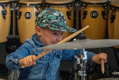 Vorschaubild: So sieht Begeisterung aus - Musikinstrumente testen in der Kreismusikschule