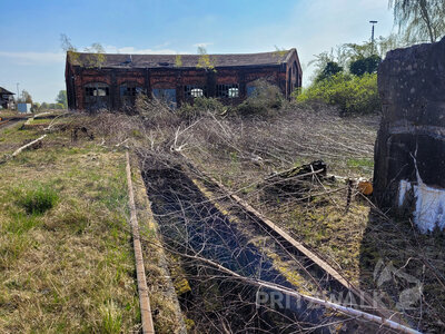 Der alte Lokschuppen im April 2022.  (Bild vergr&ouml;&szlig;ern)