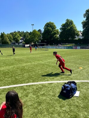Foto des Albums: Grundschulmeisterschaften im Fußball der Mädchen