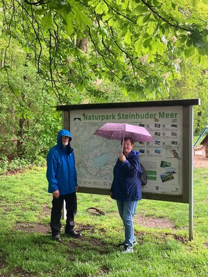 Regen? St&ouml;rt uns nicht.  (Bild vergr&ouml;&szlig;ern)