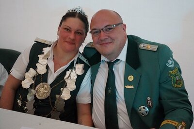K&ouml;nigspaar Tanja und Stefan  (Bild vergr&ouml;&szlig;ern)