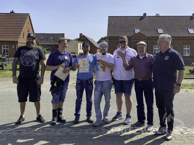 Foto des Albums: Falkenhagen feierte seine Feuerwehr