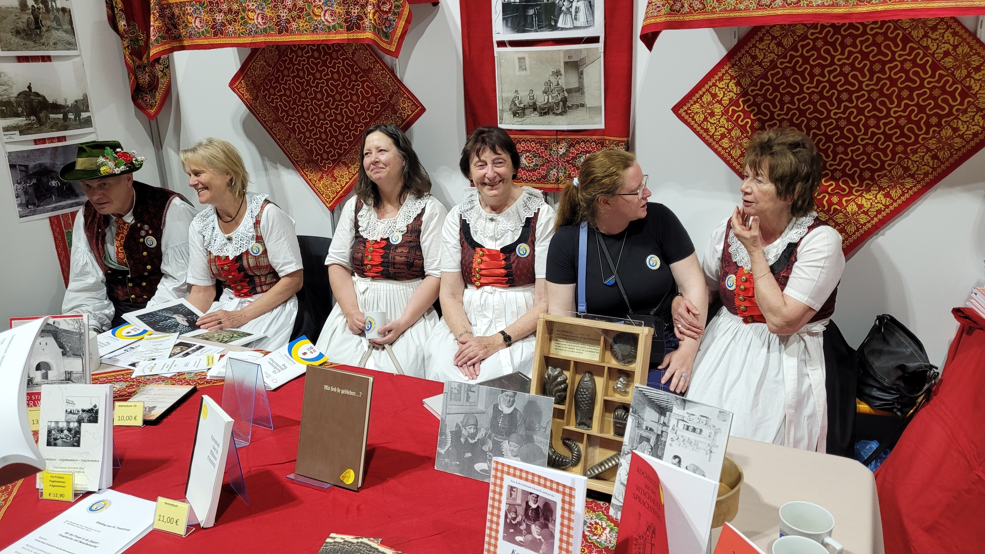 Bild: 19-Fotografin Yvonne Most besucht unseren Stand