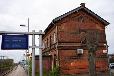 S-Bhf Bennem&uuml;hlen  (Bild vergr&ouml;&szlig;ern)