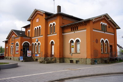 Start -Bhf Neustadt a Rbg  (Bild vergr&ouml;&szlig;ern)