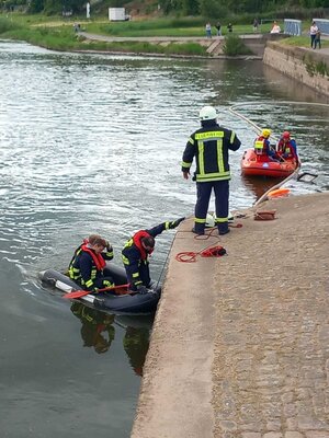 Foto des Albums: Gemeinsame Übung Feuerwehr, DLRG & JUH