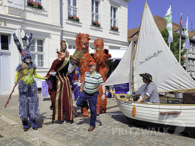 Foto des Albums: Samstagnachmittag bei den Pritzwalker Festtagen