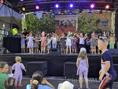 Foto des Albums: Freitagabend bei den Pritzwalker Festtagen 2023