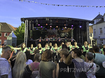 Foto des Albums: Freitagabend bei den Pritzwalker Festtagen 2023