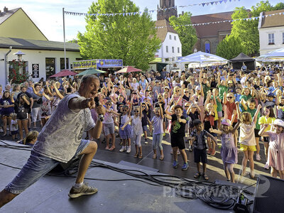 Foto des Albums: Freitagabend bei den Pritzwalker Festtagen 2023