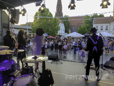 Foto des Albums: Samstagabend bei den Pritzwalker Festtagen