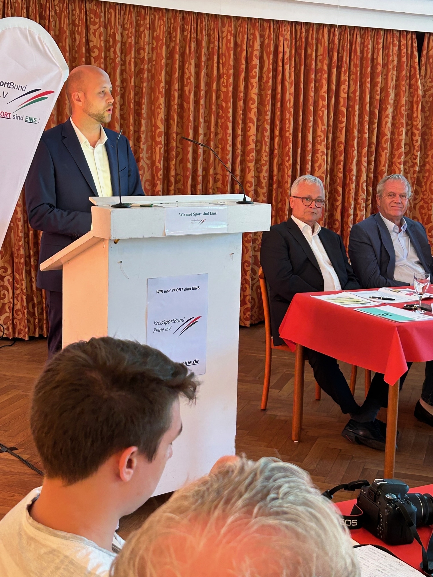 Bild: Bild-20-48 -KST-Grußwort-MdL