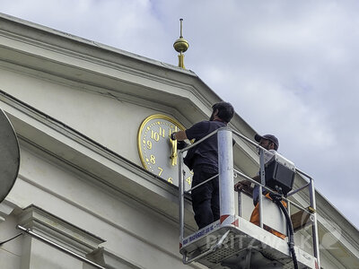 Foto des Albums: Die Rathausuhr tickt wieder