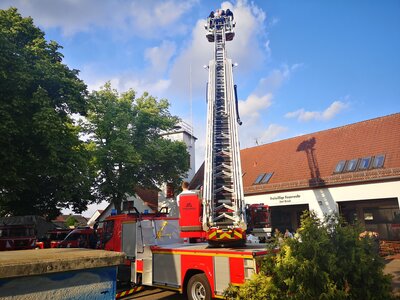 Fotoalbum Übergabe Drehleiter Feuerwehr Brück