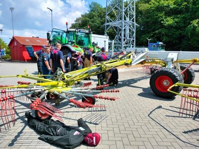 Foto des Albums: Ausbildugswochenende Technische Hilfeleistung