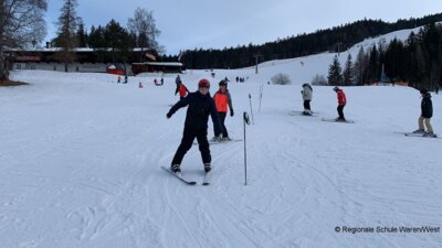 Foto des Albums: Tagebuch Skilager 1.Tag (2020)