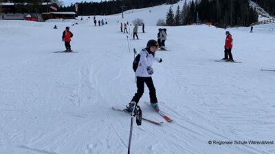 Foto des Albums: Tagebuch Skilager 1.Tag (2020)