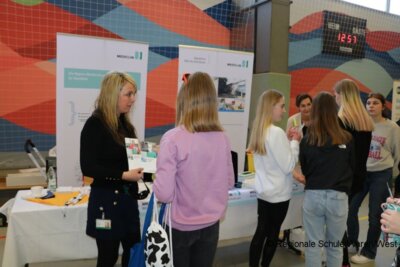 Foto des Albums: Ausbildungsmesse 2023 - 40 Firmen stellen sich vor