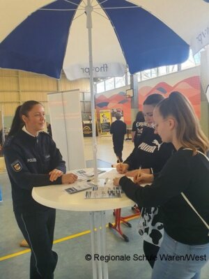 Foto des Albums: Ausbildungsmesse 2023 - 40 Firmen stellen sich vor