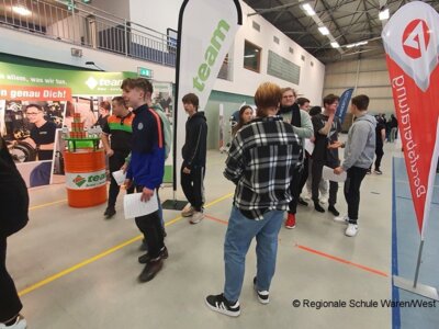 Foto des Albums: Ausbildungsmesse 2023 - 40 Firmen stellen sich vor