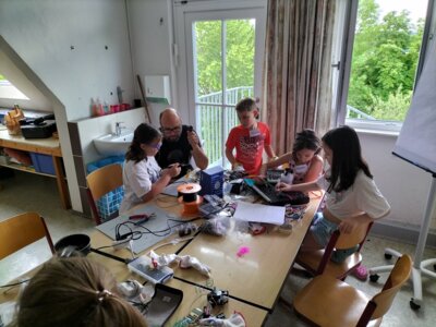 Foto des Albums: Makerboxprojekt in Klasse 4
