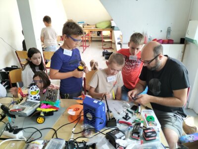 Foto des Albums: Makerboxprojekt in Klasse 4