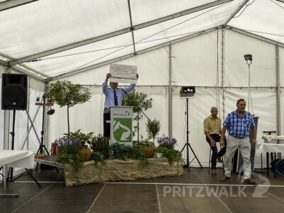 Foto des Albums: Festveranstaltung der Feuerwehr Schönhagen