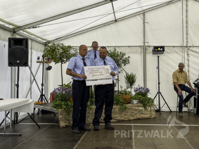 Foto des Albums: Festveranstaltung der Feuerwehr Schönhagen