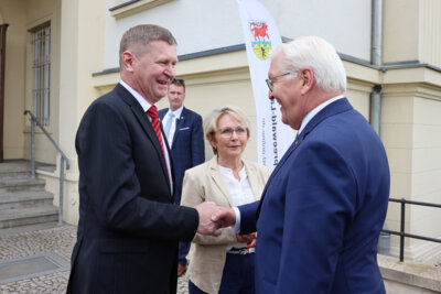 Besuch Bundespr&auml;sident Steinmeier in Senftenberg (4)  (Bild vergr&ouml;&szlig;ern)