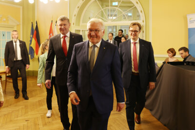 Besuch Bundespr&auml;sident Steinmeier in Senftenberg (5)  (Bild vergr&ouml;&szlig;ern)