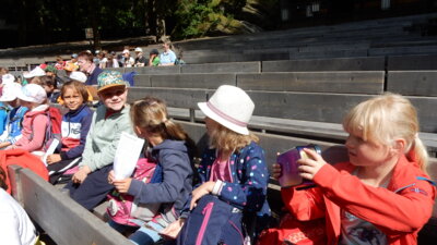 Foto des Albums: Kindertagsfahrt der Klassen 1 bis 3 zur Felsenbühne Rathen