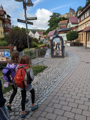 Foto des Albums: Kindertagsfahrt der Klassen 1 bis 3 zur Felsenbühne Rathen