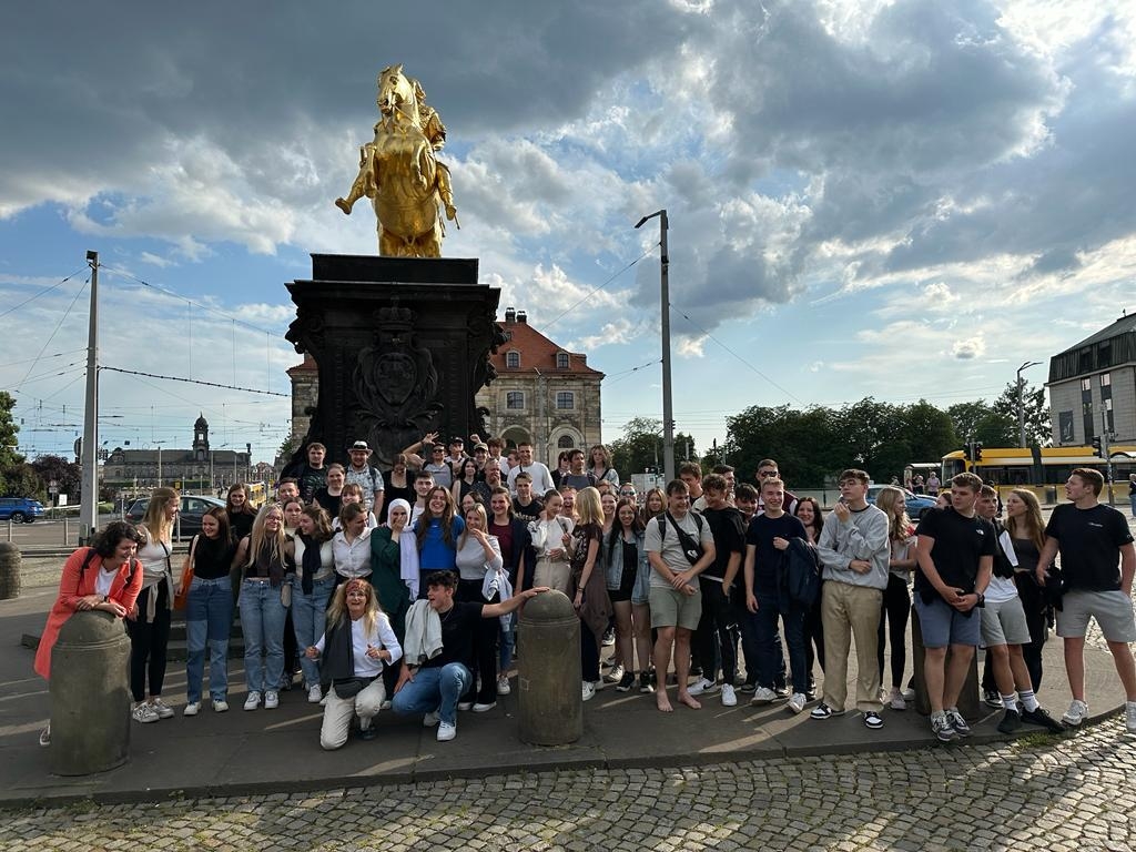Klassenfahrt der 11ten Klassen nach Dresden - bszloebau.de