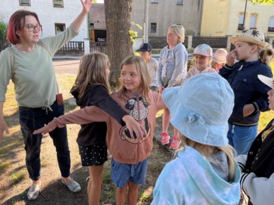 Foto des Albums: Brückenwanderung Klasse 2a- DANK an Frau Neustadt (29. 06. 2023)