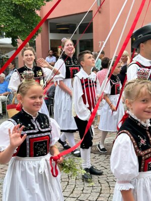 Foto des Albums: Kreistrachtenfest Tiengen Schwyzertag 608