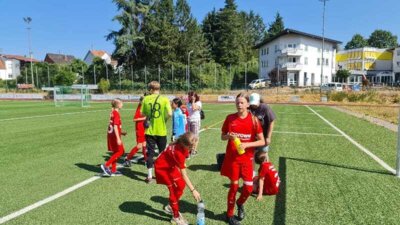 Foto des Albums: Finalrunde der Fußballgrundschulmeisterschaften der Mädchen