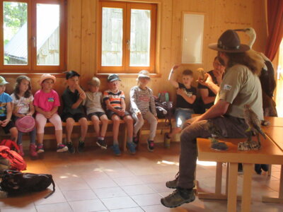 Foto des Albums: Tröstauer Kinder in Grassemann mit Naturparkrangern (14. 07. 2023)